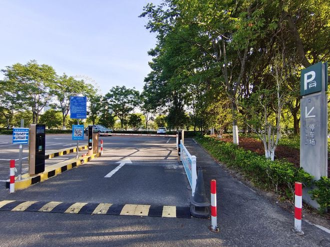 日黄山高评分旅行社四天三晚费用全含冰球突破豪华版黄山四日游自驾配套四(图4)