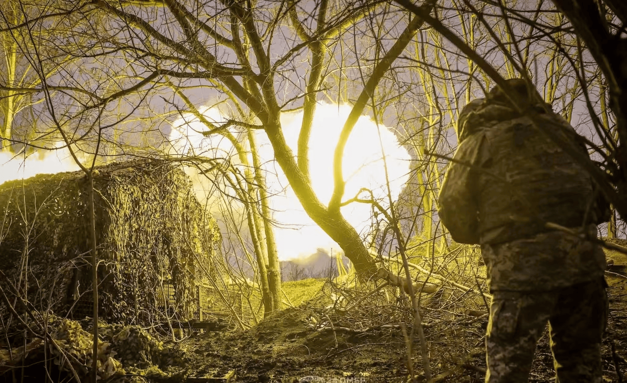 渡桥被炸补给线彻底断绝冰球突破技巧俄乌前线师